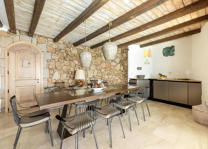 Luxe Cote Stay- Elegant Villa Porto Cervo