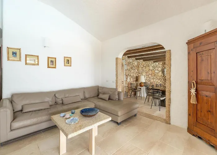 Luxe Cote Stay- Elegant *