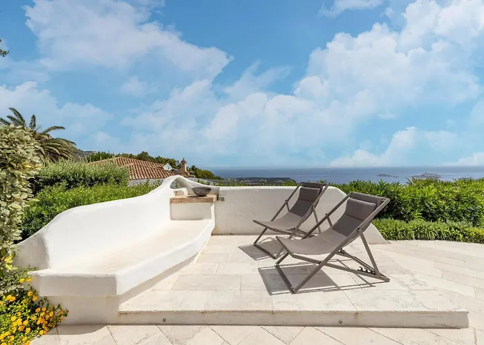 Luxe Cote Stay- Elegant Villa