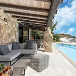 Luxe Cote Stay- Elegant Villa Porto Cervo