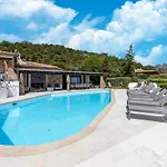 Luxe Cote Stay- Elegant Villa