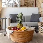 Luxe Cote Stay- Elegant *