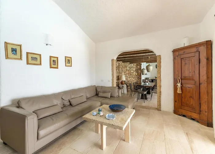 Luxe Cote Stay- Elegant *