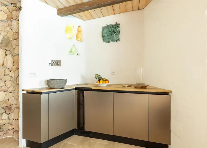 Luxe Cote Stay- Elegant